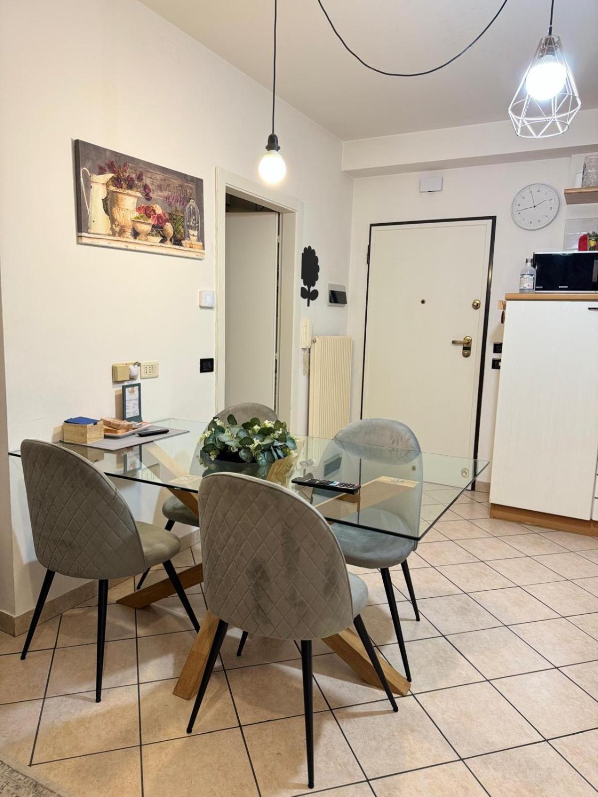 Duomo Nest Entire Apartment Trento Bagian luar foto