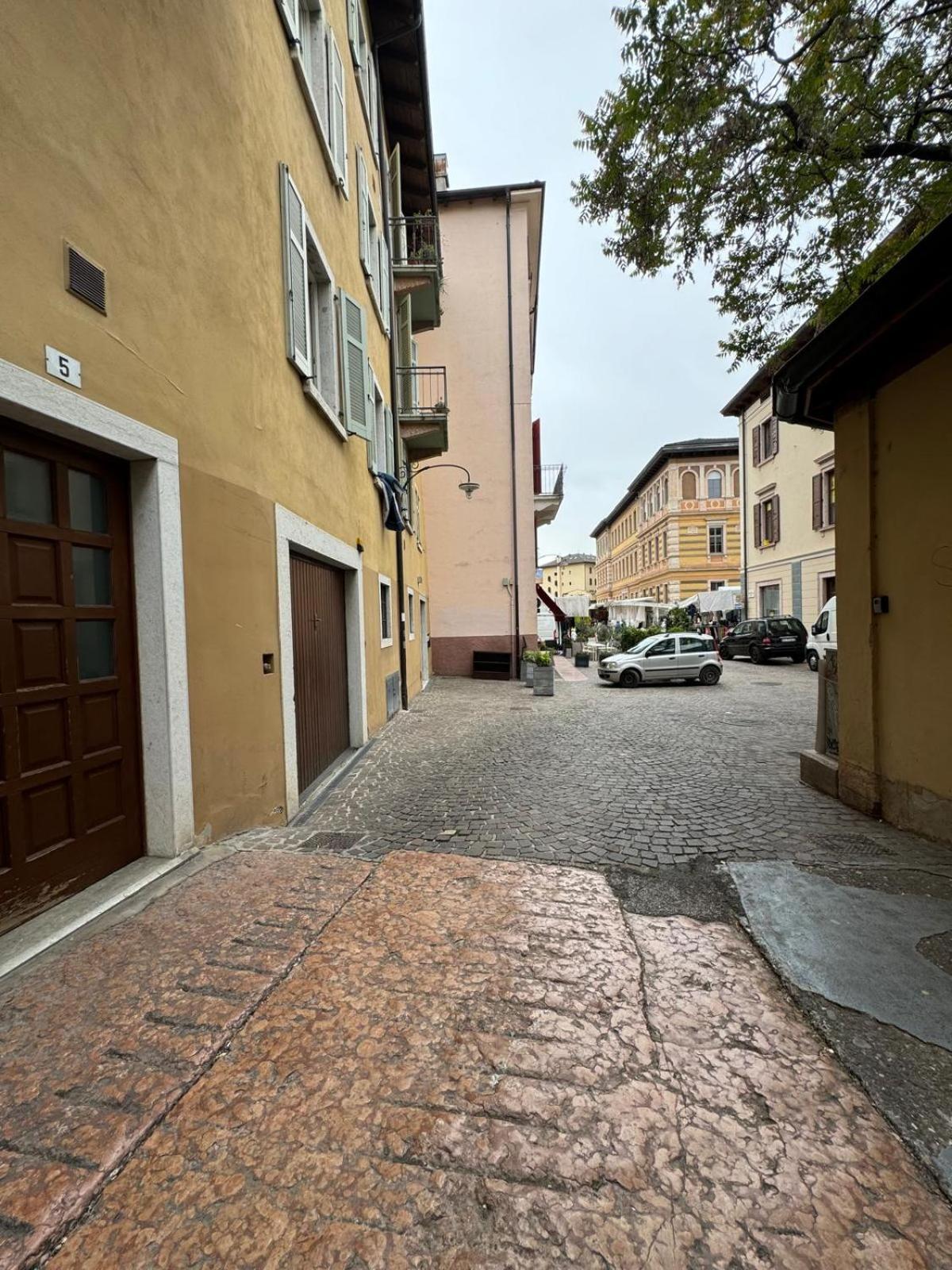 Duomo Nest Entire Apartment Trento Bagian luar foto