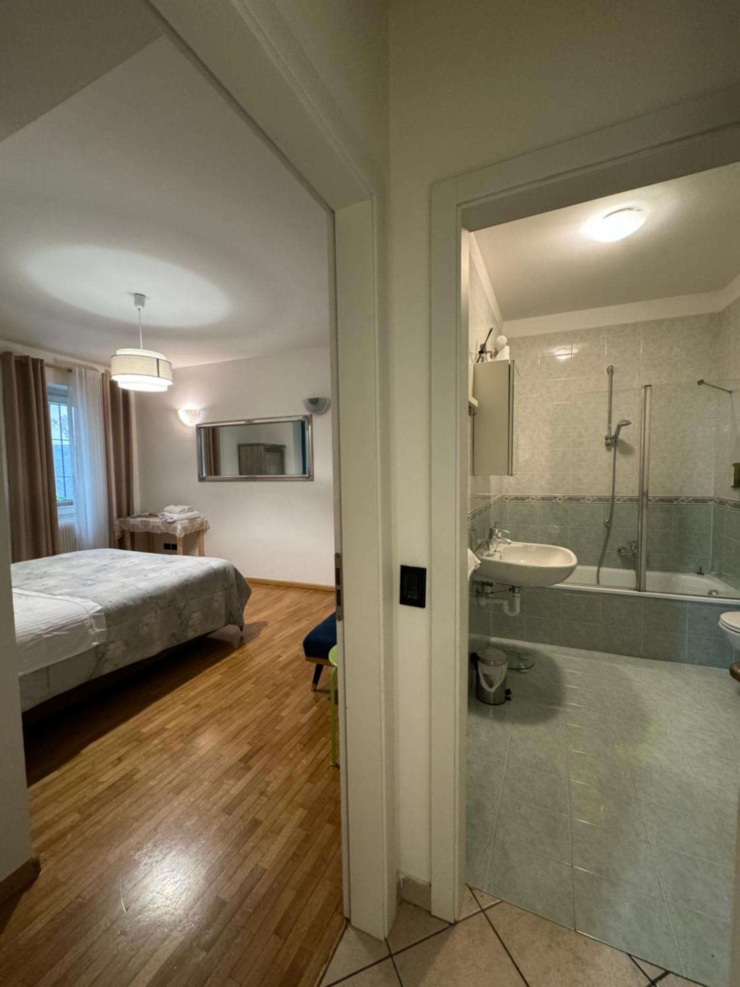 Duomo Nest Entire Apartment Trento Bagian luar foto